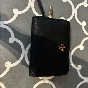 Tory Burch Black Leather Zip Wallet